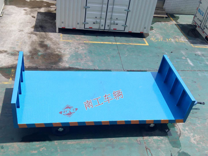 20吨前后护栏重型完美体育「中国」官方网站3I.jpg