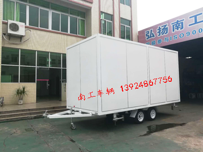 1.5吨白色厢式完美体育「中国」官方网站i.jpg