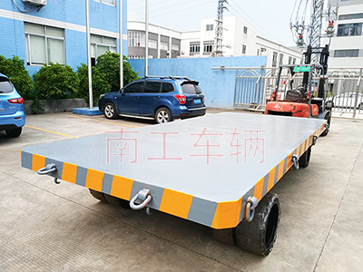 25吨重型完美体育「中国」官方网站带牵引环工具拖车1I.jpg