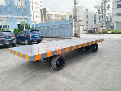 25吨重型牵引完美体育「中国」官方网站5I.jpg
